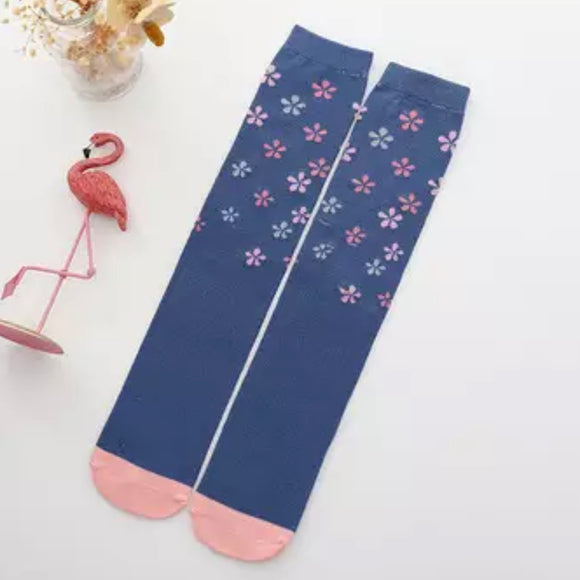 Youth Boot Socks: Flowers Blue/Pink *NEW
