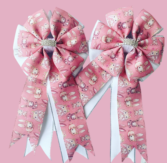 * Show Bows: Bunnies Pink on White 💗